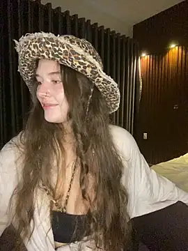 Snapshot of KristieKitty chatting on 23, 3, 2026 KristieKitty online show from 23, 3, 2026