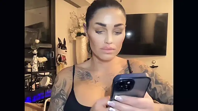 Snapshot of AMBER_HARD chatting on 2, 5, 2026 AMBER HARD online show from 2, 5, 2026