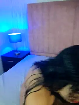 Snapshot of AriaMontes chatting on 4, 5, 2026 AriaMontes online show from 4, 5, 2026