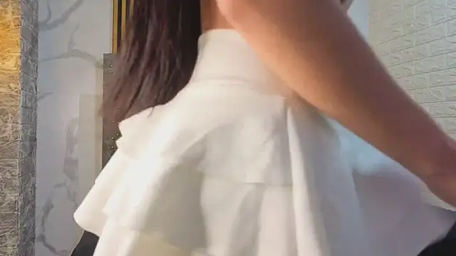 Snapshot of LyraenBlue chatting on 30, 5, 2026 LyraenBlue online show from 30, 5, 2026