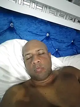 Snapshot of minayarafael chatting on 6, 3, 2026 minayarafael online show from 6, 3, 2026