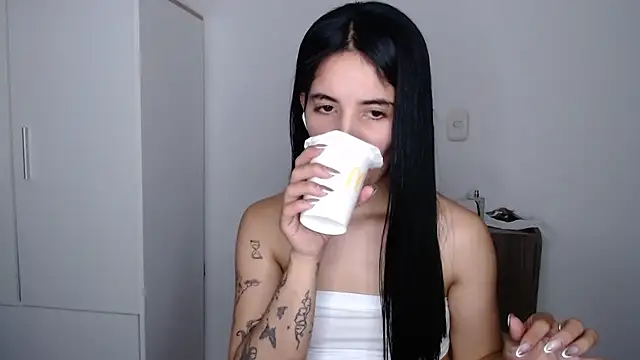 Snapshot of Lucy_engel chatting on 18, 4, 2026 Lucy engel online show from 18, 4, 2026