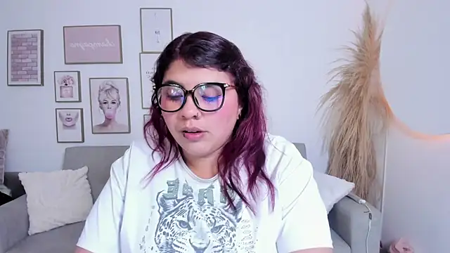 Snapshot of Dana_sophiia chatting on 15, 4, 2026 Dana sophiia online show from 15, 4, 2026