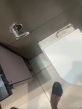 Snapshot of Vibrator2509 chatting on 19, 4, 2026 Vibrator2509 online show from 19, 4, 2026