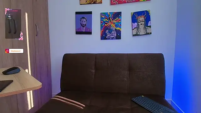 Snapshot of mazi__keen__ chatting on 25, 3, 2026 mazi keen online show from 25, 3, 2026