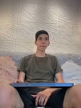 Snapshot of dave_925_ chatting on 16, 3, 2026 dave 925 online show from 16, 3, 2026