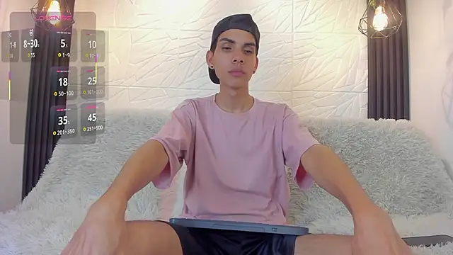 Snapshot of dave_925_ chatting on 18, 3, 2026 dave 925 online show from 18, 3, 2026