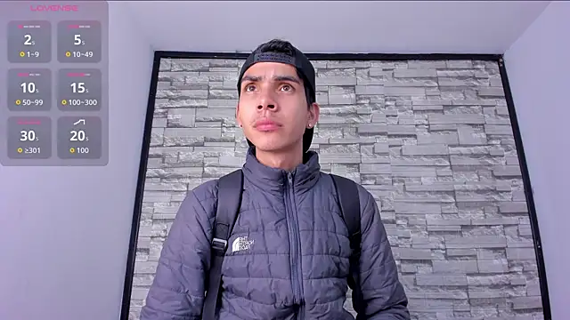 Snapshot of dave_925_ chatting on 11, 4, 2026 dave 925 online show from 11, 4, 2026