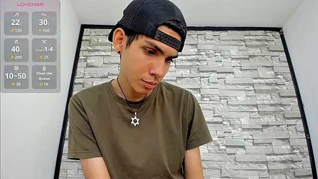 Snapshot of dave_925_ chatting on 15, 4, 2026 dave 925 online show from 15, 4, 2026