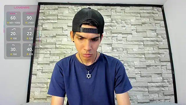 Snapshot of dave_925_ chatting on 18, 4, 2026 dave 925 online show from 18, 4, 2026