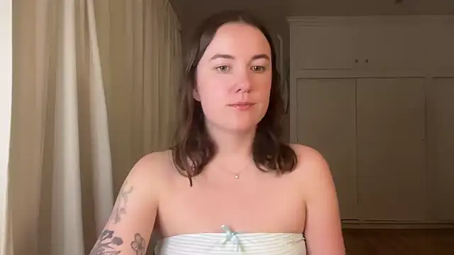 Snapshot of summerxo chatting on 9, 3, 2026 summerxo online show from 9, 3, 2026