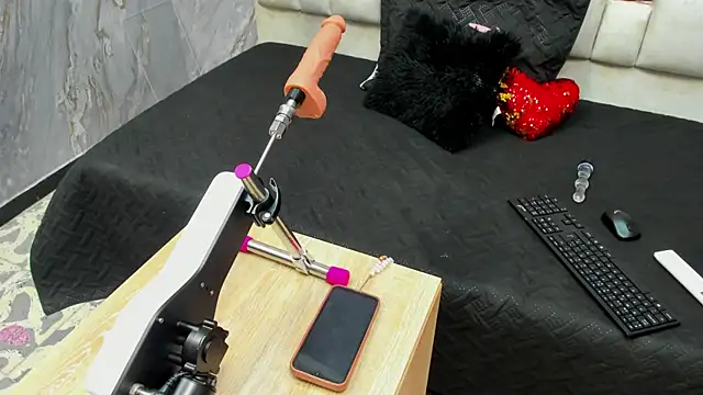 Snapshot of Milf_Drip chatting on 2, 4, 2026 Milf Drip online show from 2, 4, 2026