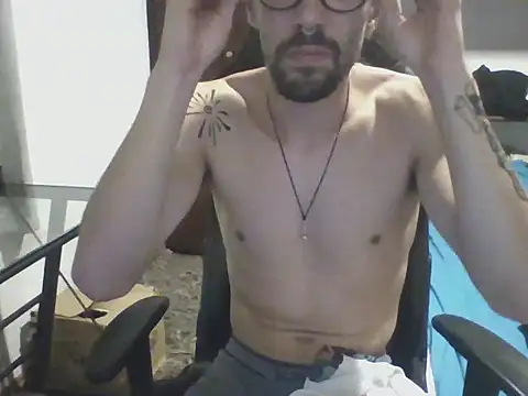 Snapshot of psycrema chatting on 25, 3, 2026 psycrema online show from 25, 3, 2026