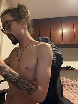 Snapshot of psycrema chatting on 15, 4, 2026 psycrema online show from 15, 4, 2026