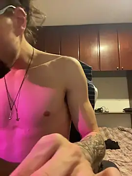 Snapshot of psycrema chatting on 17, 4, 2026 psycrema online show from 17, 4, 2026