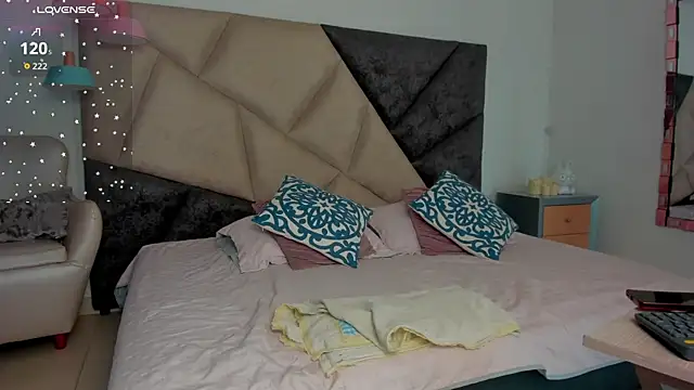 Snapshot of AbbiePaige chatting on 26, 4, 2026 AbbiePaige online show from 26, 4, 2026