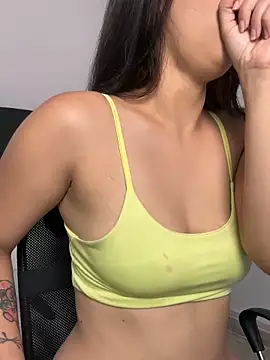 Cristal Williams online show from 17, 3, 2026