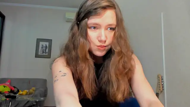 Snapshot of MaryannSofts chatting on 10, 4, 2026 MaryannSofts online show from 10, 4, 2026