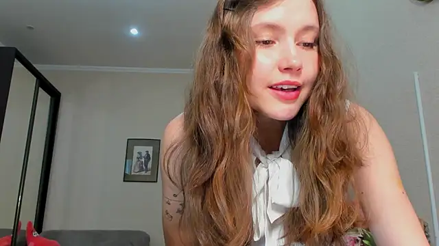 Snapshot of MaryannSofts chatting on 24, 4, 2026 MaryannSofts online show from 24, 4, 2026