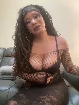 Snapshot of Riasvenenoo chatting on 10, 4, 2026 Riasvenenoo online show from 10, 4, 2026