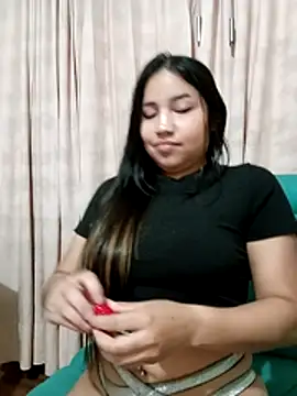 Snapshot of DulceBarbyeri chatting on 7, 3, 2026 DulceBarbyeri online show from 7, 3, 2026