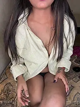 Snapshot of BABY_JANNU_ chatting on 6, 4, 2026 BABY JANNU online show from 6, 4, 2026