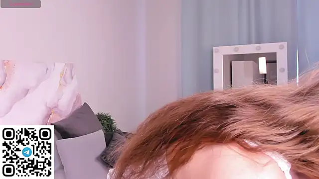 Snapshot of Xenia_paradise chatting on 7, 4, 2026 Xenia paradise online show from 7, 4, 2026