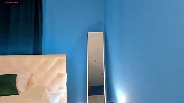 Snapshot of Xenia_paradise chatting on 11, 4, 2026 Xenia paradise online show from 11, 4, 2026