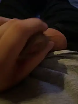 Snapshot of YoUnGbOy2018 chatting on 17, 4, 2026 YoUnGbOy2018 online show from 17, 4, 2026