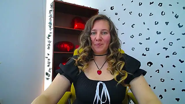 Snapshot of Nionelly chatting on 9, 3, 2026 Nionelly online show from 9, 3, 2026