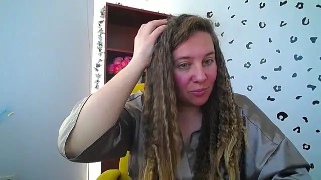 Snapshot of Nionelly chatting on 11, 3, 2026 Nionelly online show from 11, 3, 2026