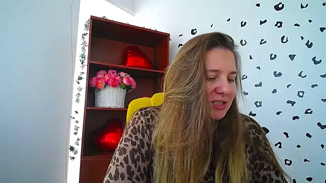 Snapshot of Nionelly chatting on 13, 3, 2026 Nionelly online show from 13, 3, 2026