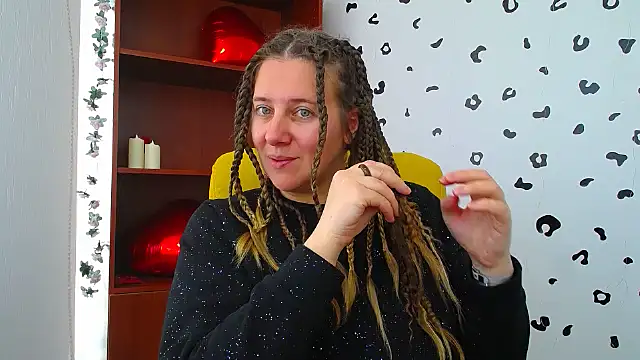 Snapshot of Nionelly chatting on 18, 3, 2026 Nionelly online show from 18, 3, 2026