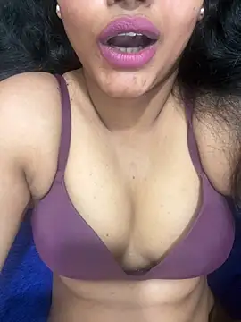 Snapshot of munni-munni6767 chatting on 25, 4, 2026 munni-munni6767 online show from 25, 4, 2026