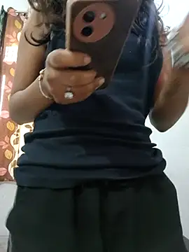 Snapshot of Itz_ishu chatting on 8, 4, 2026 Itz ishu online show from 8, 4, 2026