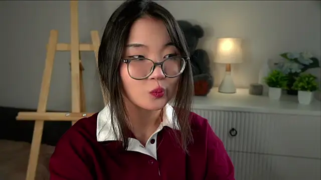 Snapshot of NelleMihalko chatting on 14, 3, 2026 NelleMihalko online show from 14, 3, 2026