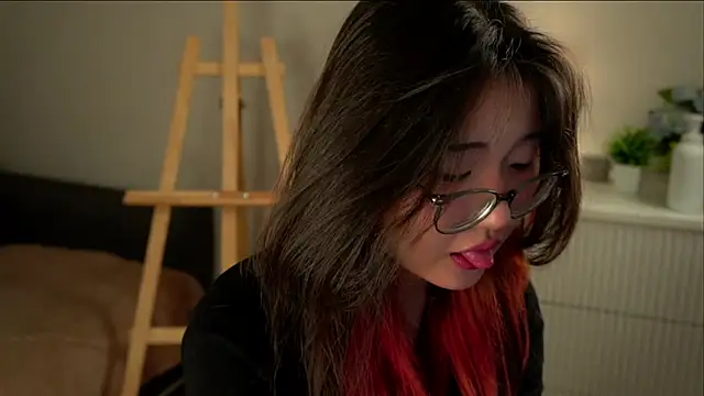 Snapshot of NelleMihalko chatting on 24, 3, 2026 NelleMihalko online show from 24, 3, 2026