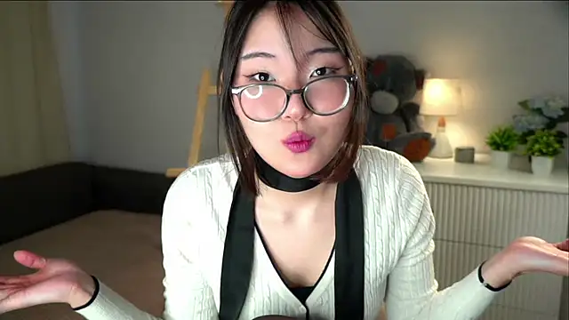 Snapshot of NelleMihalko chatting on 26, 3, 2026 NelleMihalko online show from 26, 3, 2026