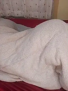 Snapshot of ndivhuwomuleya chatting on 17, 4, 2026 ndivhuwomuleya online show from 17, 4, 2026