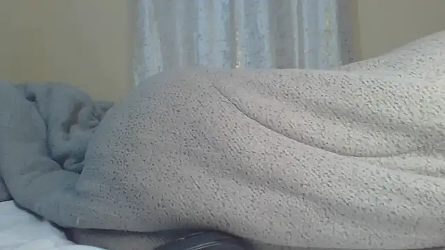 Snapshot of ndivhuwomuleya chatting on 13, 5, 2026 ndivhuwomuleya online show from 13, 5, 2026
