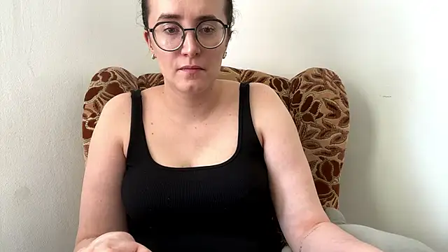 Snapshot of SofiaTease chatting on 13, 4, 2026 SofiaTease online show from 13, 4, 2026