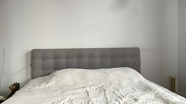 alyrasun online show from 2, 4, 2026