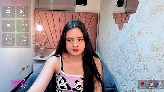 Snapshot of Zoe__Taylor__ chatting on 20, 3, 2026 Zoe Taylor online show from 20, 3, 2026