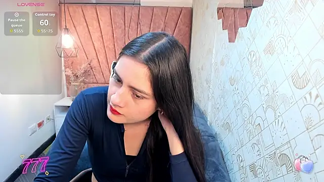 Snapshot of Zoe__Taylor__ chatting on 25, 3, 2026 Zoe Taylor online show from 25, 3, 2026