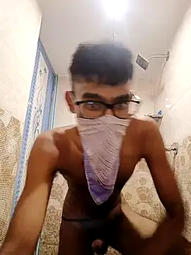 Snapshot of manikanda64 chatting on 21, 3, 2026 manikanda64 online show from 21, 3, 2026