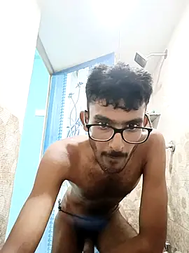 Snapshot of manikanda64 chatting on 2, 4, 2026 manikanda64 online show from 2, 4, 2026