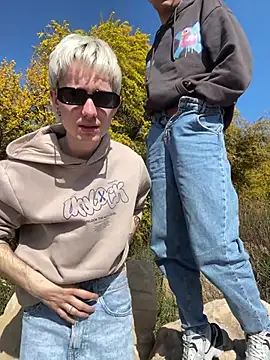 Snapshot of AlphaTwinks chatting on 26, 3, 2026 AlphaTwinks online show from 26, 3, 2026