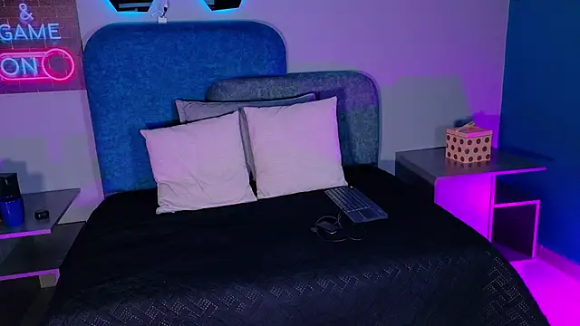 Snapshot of MiiaCullens chatting on 28, 3, 2026 MiiaCullens online show from 28, 3, 2026