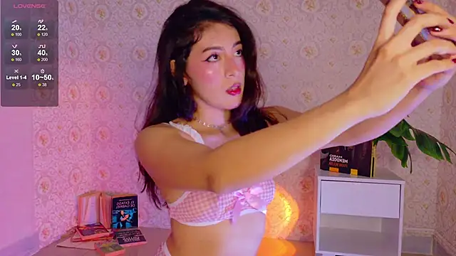 Snapshot of MiiaCullens chatting on 25, 4, 2026 MiiaCullens online show from 25, 4, 2026