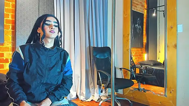 Snapshot of Sienna_Dark chatting on 14, 3, 2026 Sienna Dark online show from 14, 3, 2026